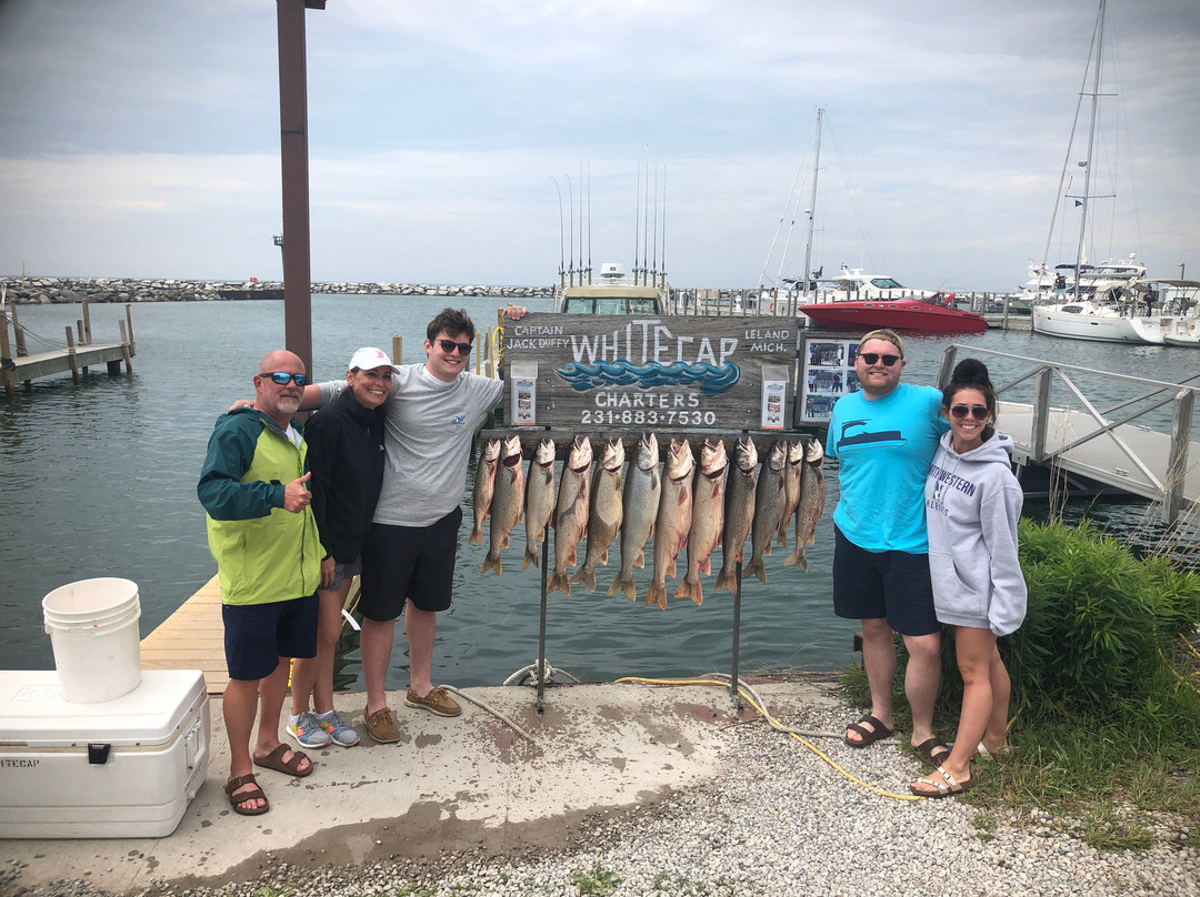Whitecap Charters Fishing景点图片