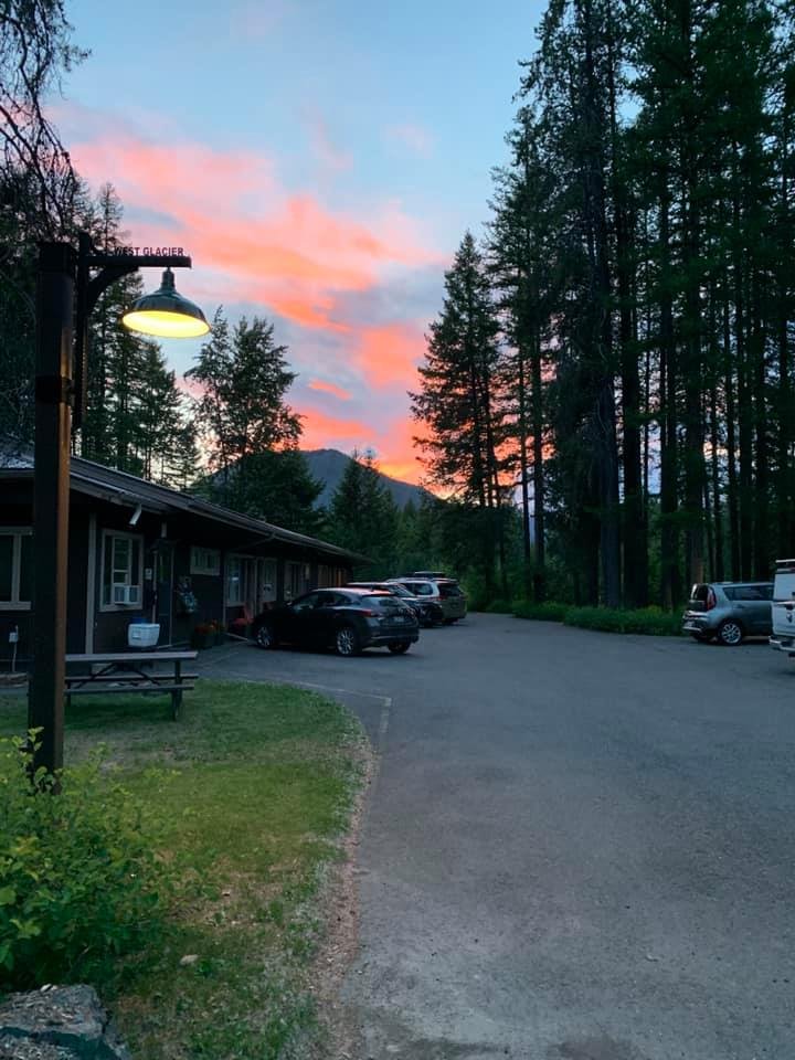 West Glacier Village-浴室