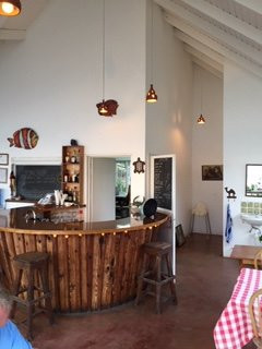 Green Roof Inn主图