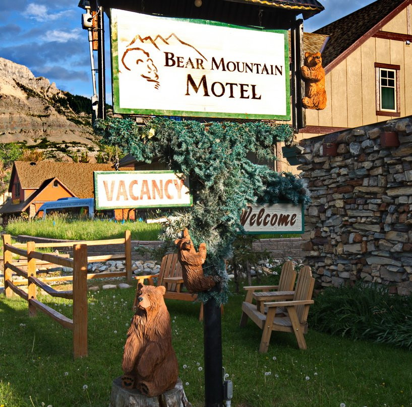 Bear Mountain Motel主图