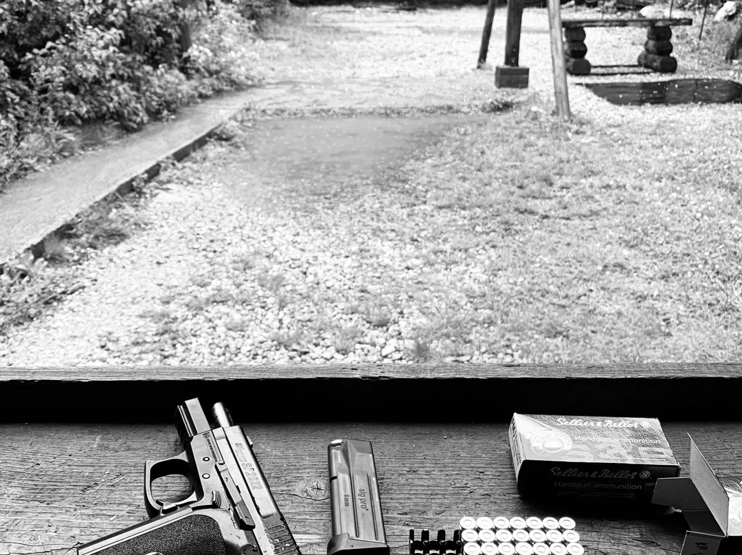 Professional Firearms Training Experience in Sofia-索非亚必去景点