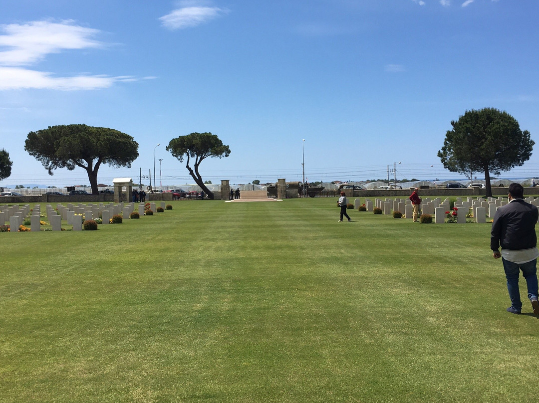 Salerno War Cemetery景点图片