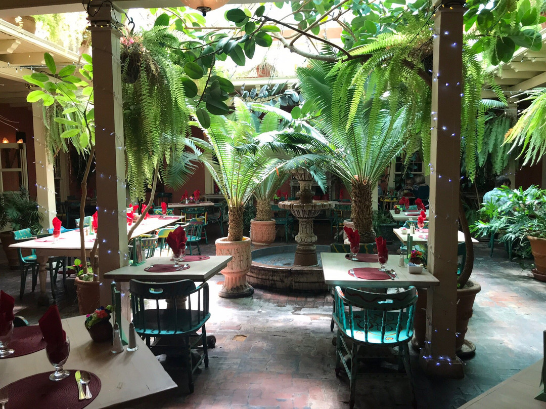 Peppers On The Plaza