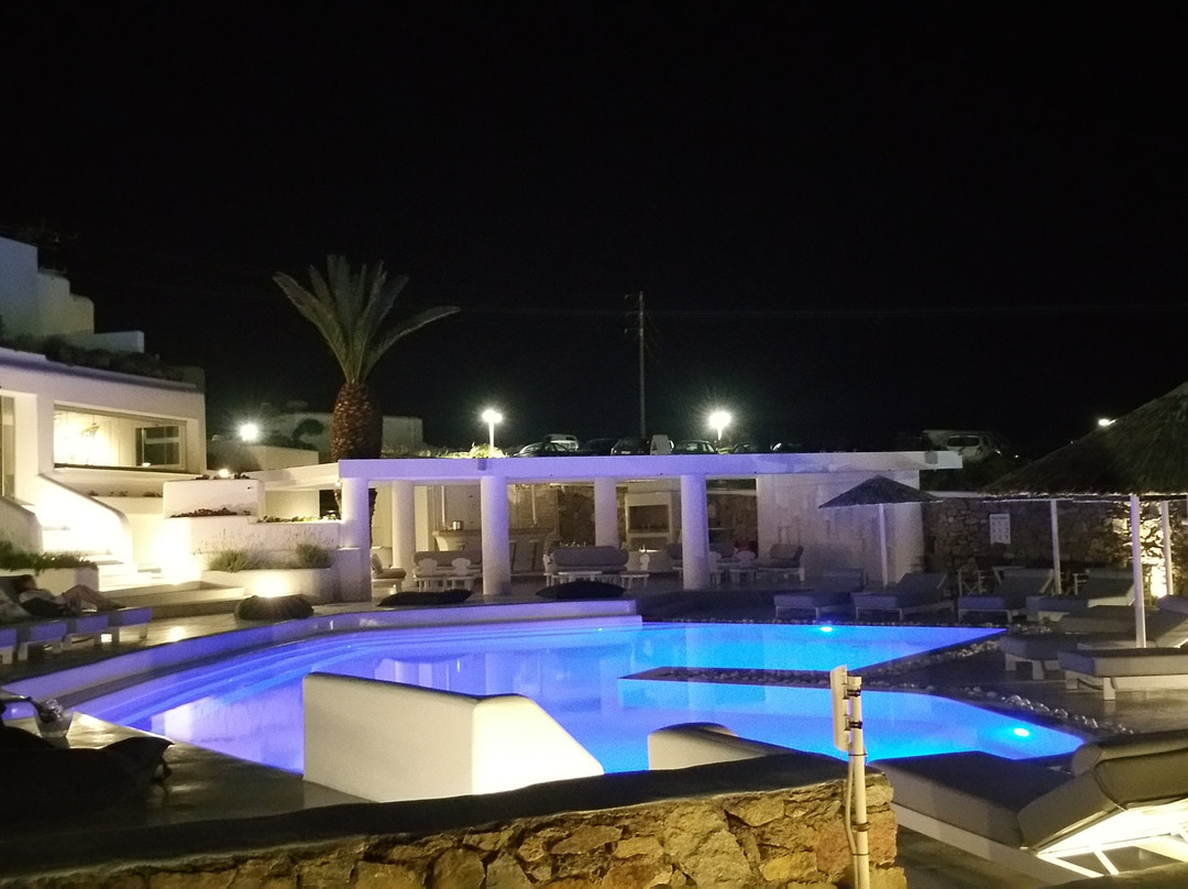 里欧马里斯酒店主图