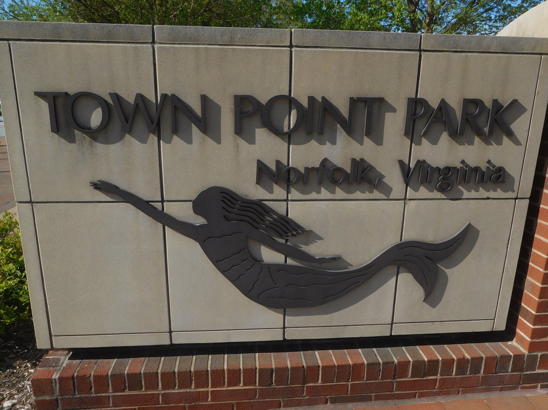 Town Point Park-诺福克必去景点