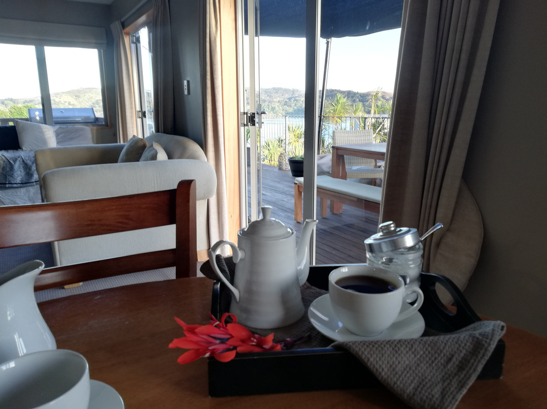 Journey's End Raglan主图