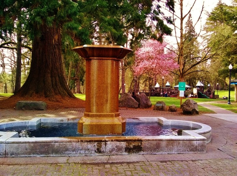 McMinnville City Park景点图片