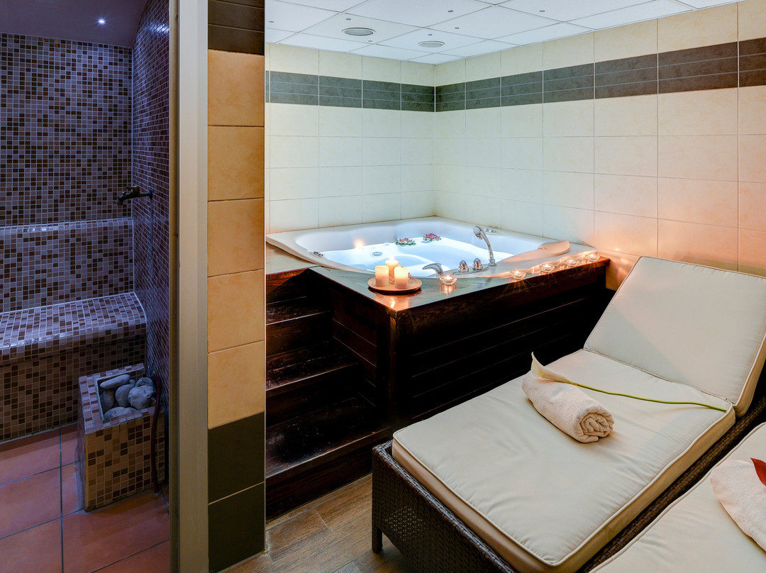 Maab Spa Centa-萨拉热窝必去景点