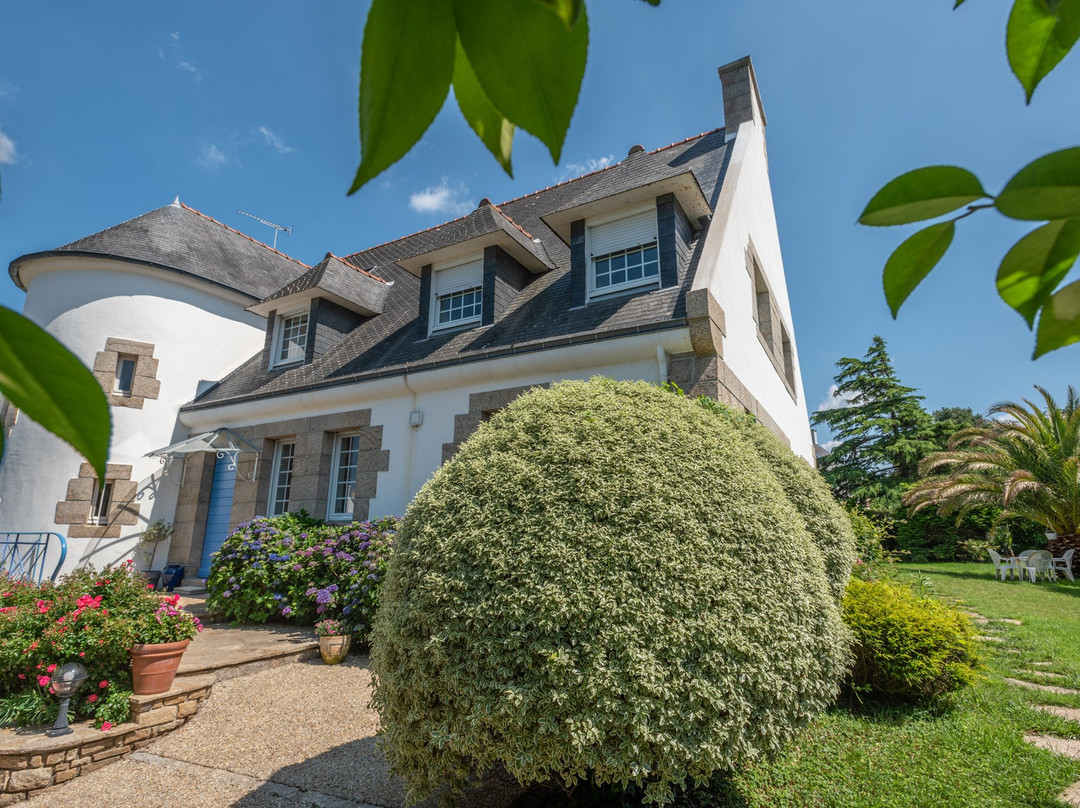Tregunc酒店住宿-Villa Des Fleurs D'Ajoncs