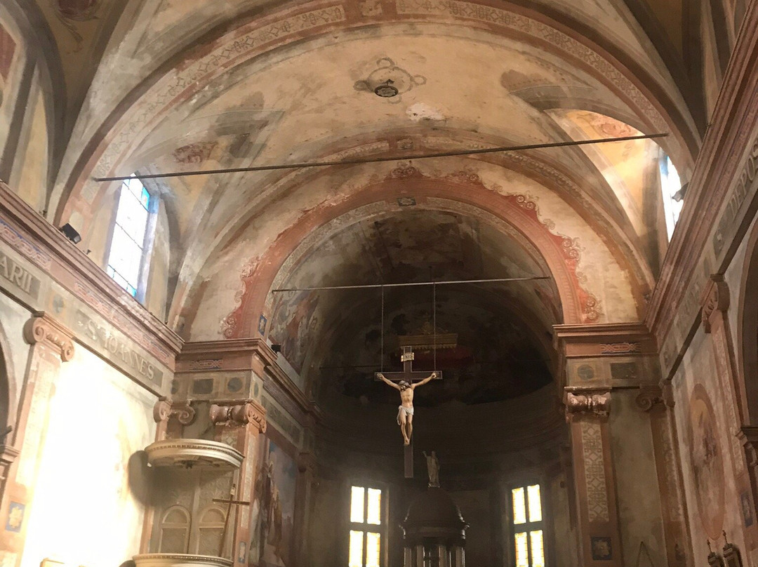 Chiesa dei SS. Pietro e Paolo-Tainate必去景点