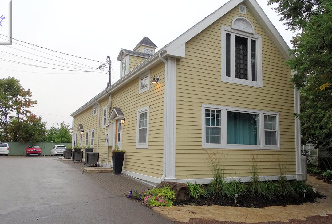 Tattingstone Inn主图