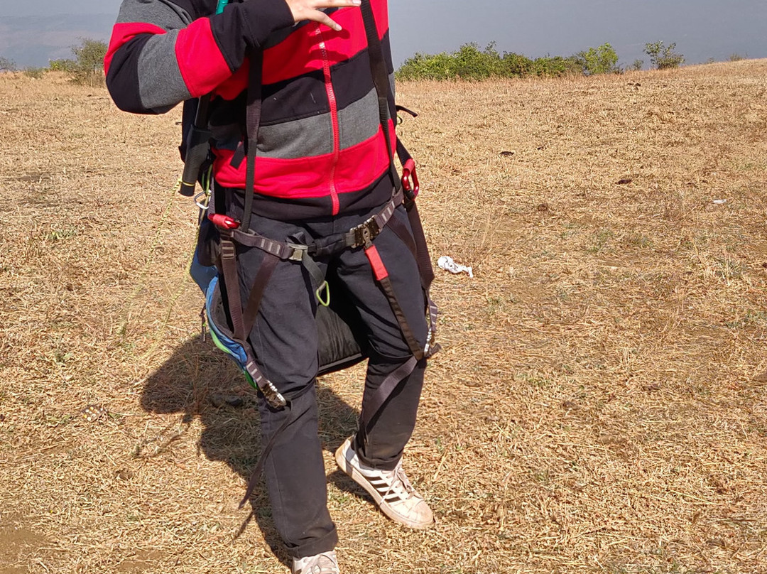 Paragliding Mantra景点图片