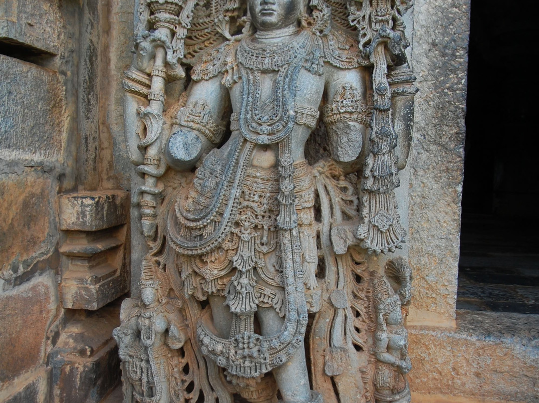 Hoysaleswara Temple景点图片