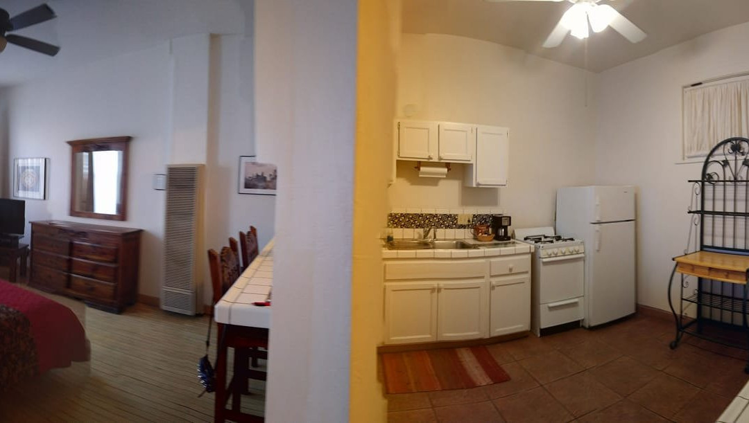 The Canyon Rose Hotel主图