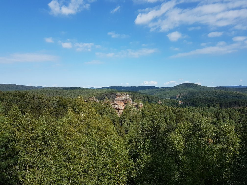 Dahner Felsenwanderweg-Dahn必去景点