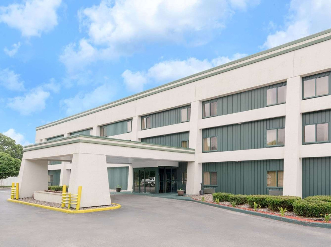 Baymont by Wyndham la Crosse/Onalaska主图