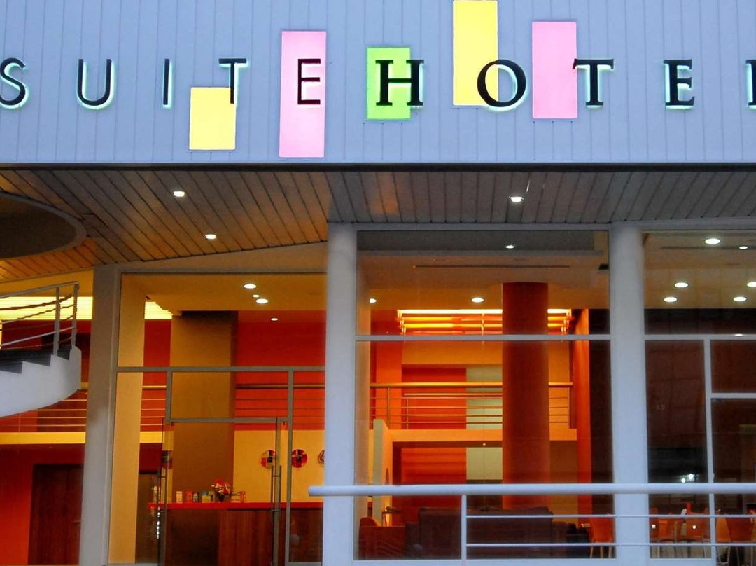 Suite Hotel Chrome主图