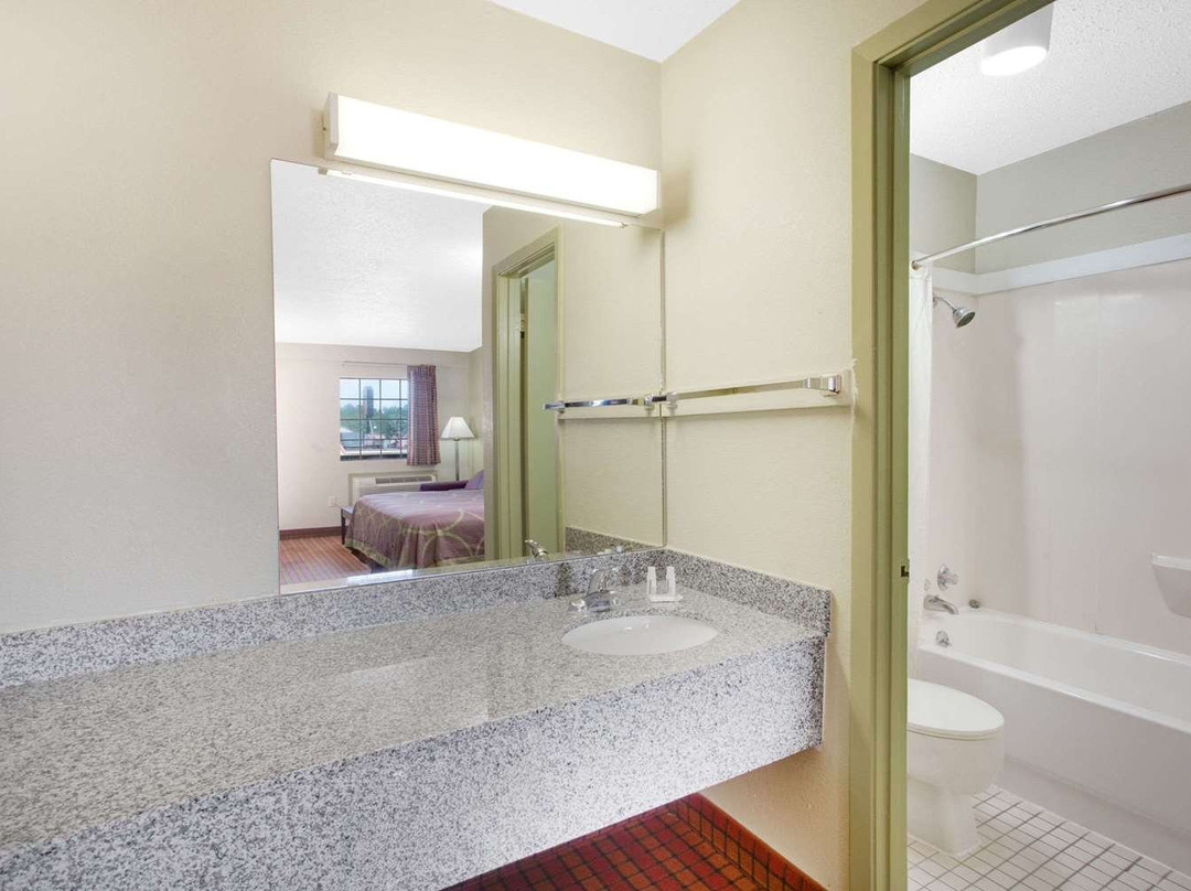 Super 8 by Wyndham Monticello AR主图