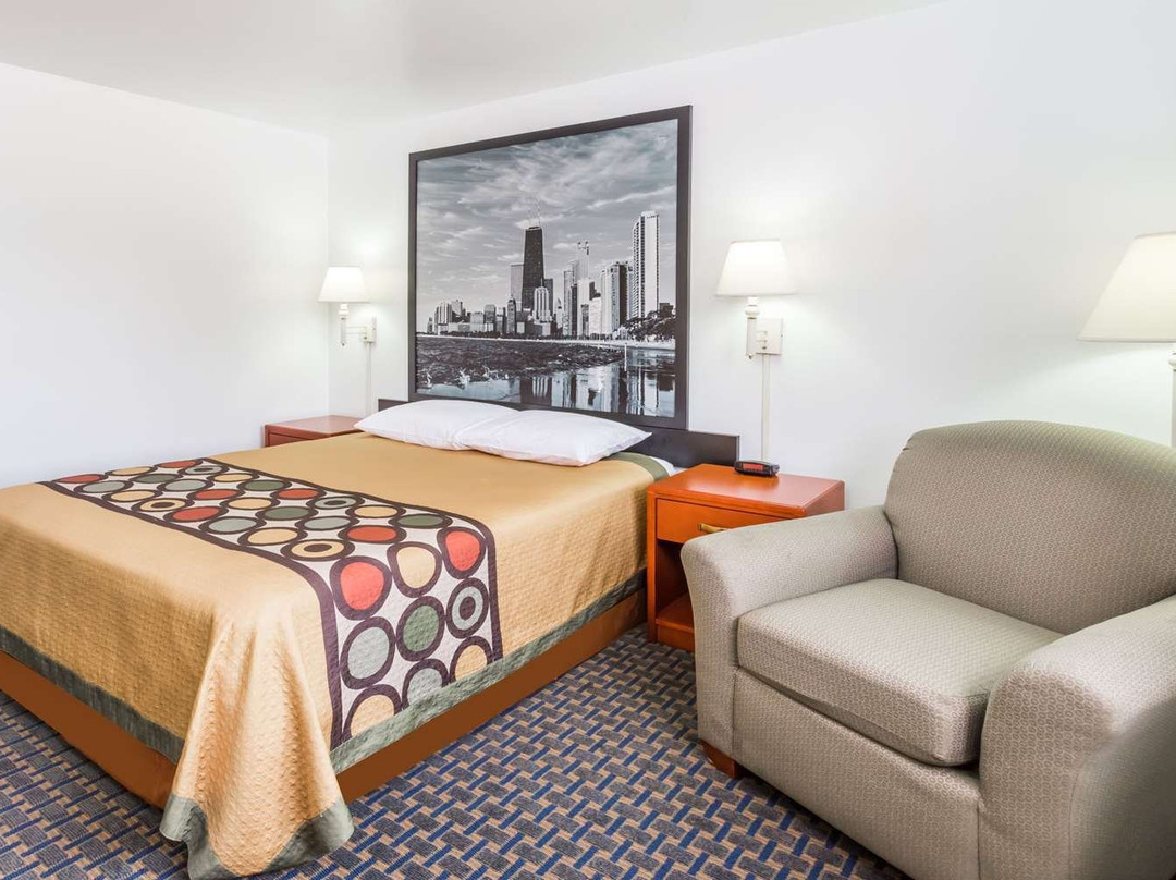 Super 8 by Wyndham Rock Falls Sterling Area主图