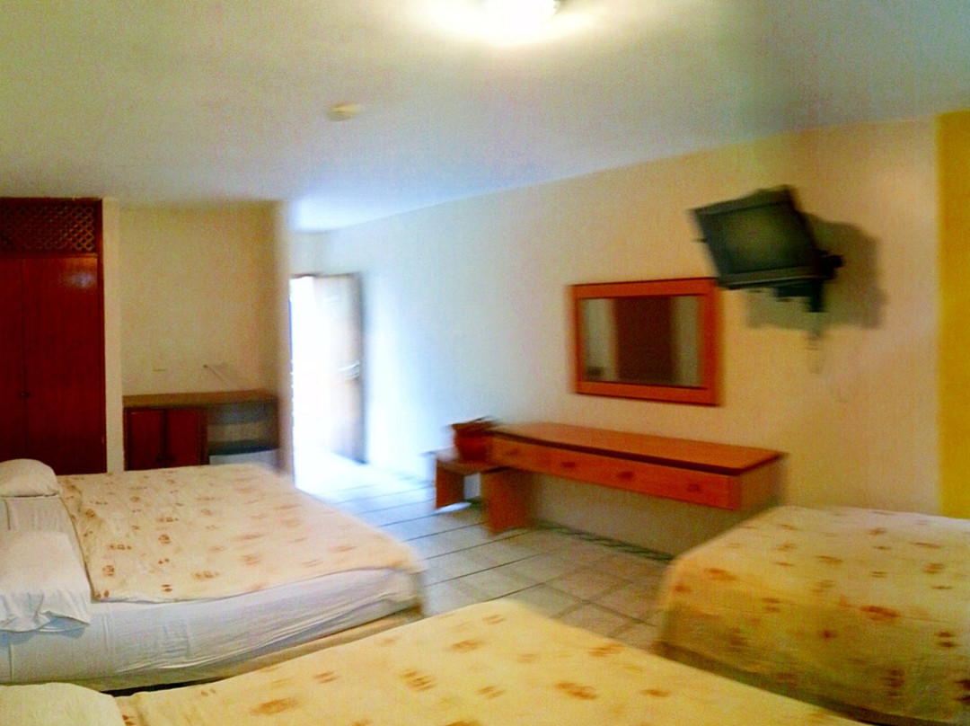 Hotel Golden Paradise主图