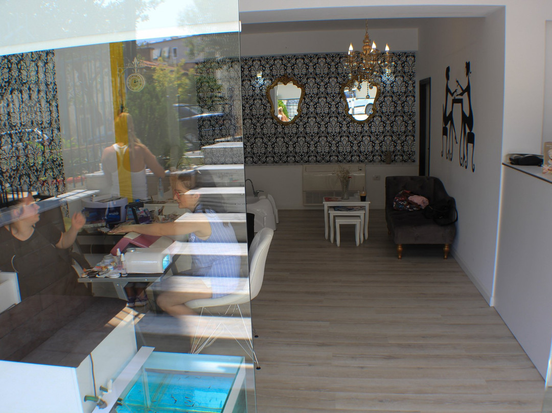 Queen Dea Sallon Nails & SPA-沙兰德必去景点