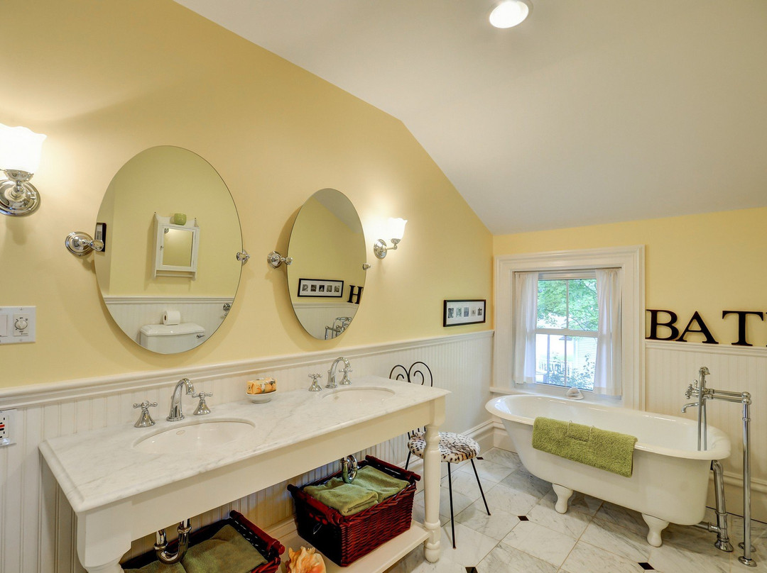 Westlawn Bed and Breakfast主图