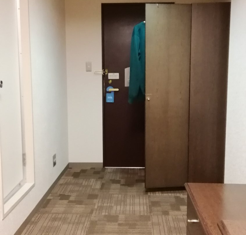 路线上尾宾馆主图