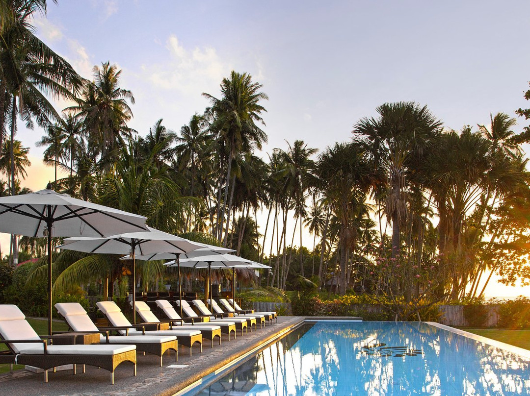 萨拉亚海滩旅馆主图