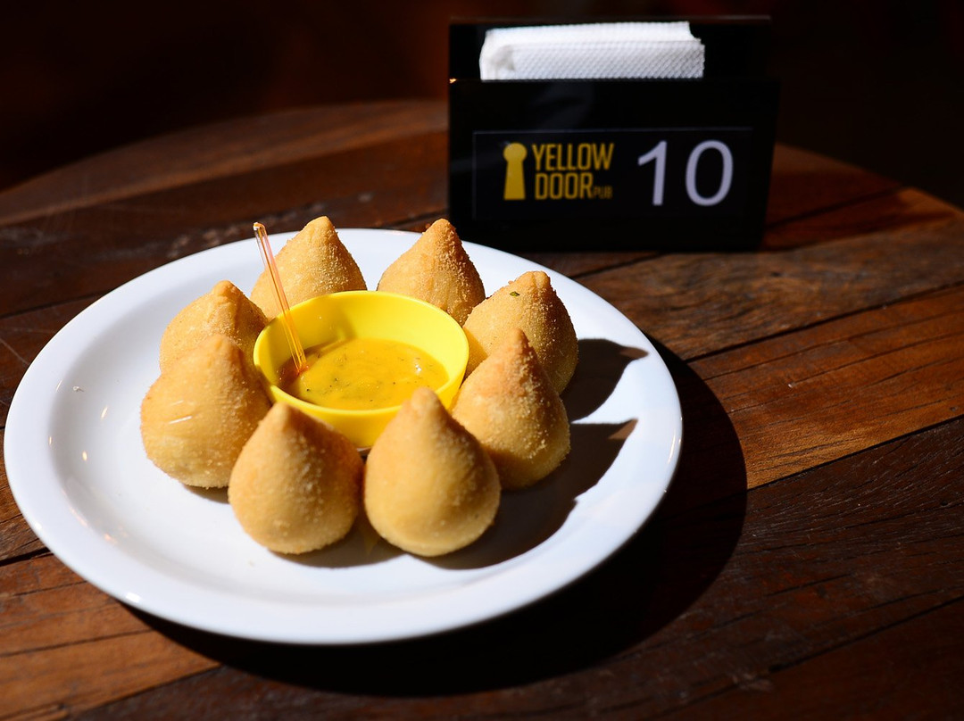 Yellow Door Pub-Catanduva必去景点