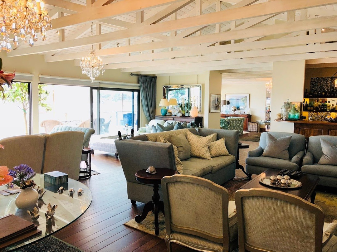 大西洋亭茨瓦罗酒店主图