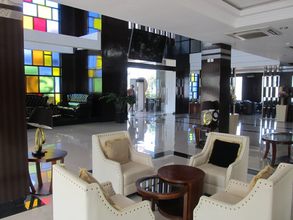 Gran Surya Hotel主图