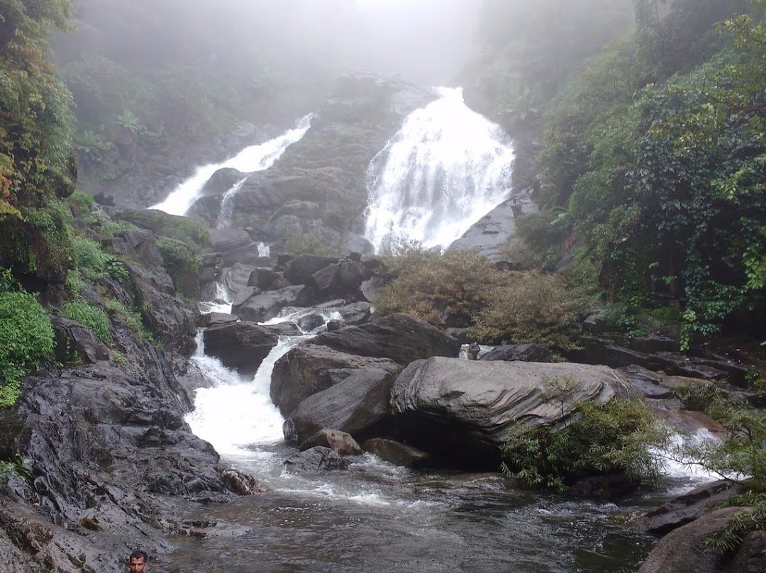 Meenmutty Falls-卡尔贝塔必去景点