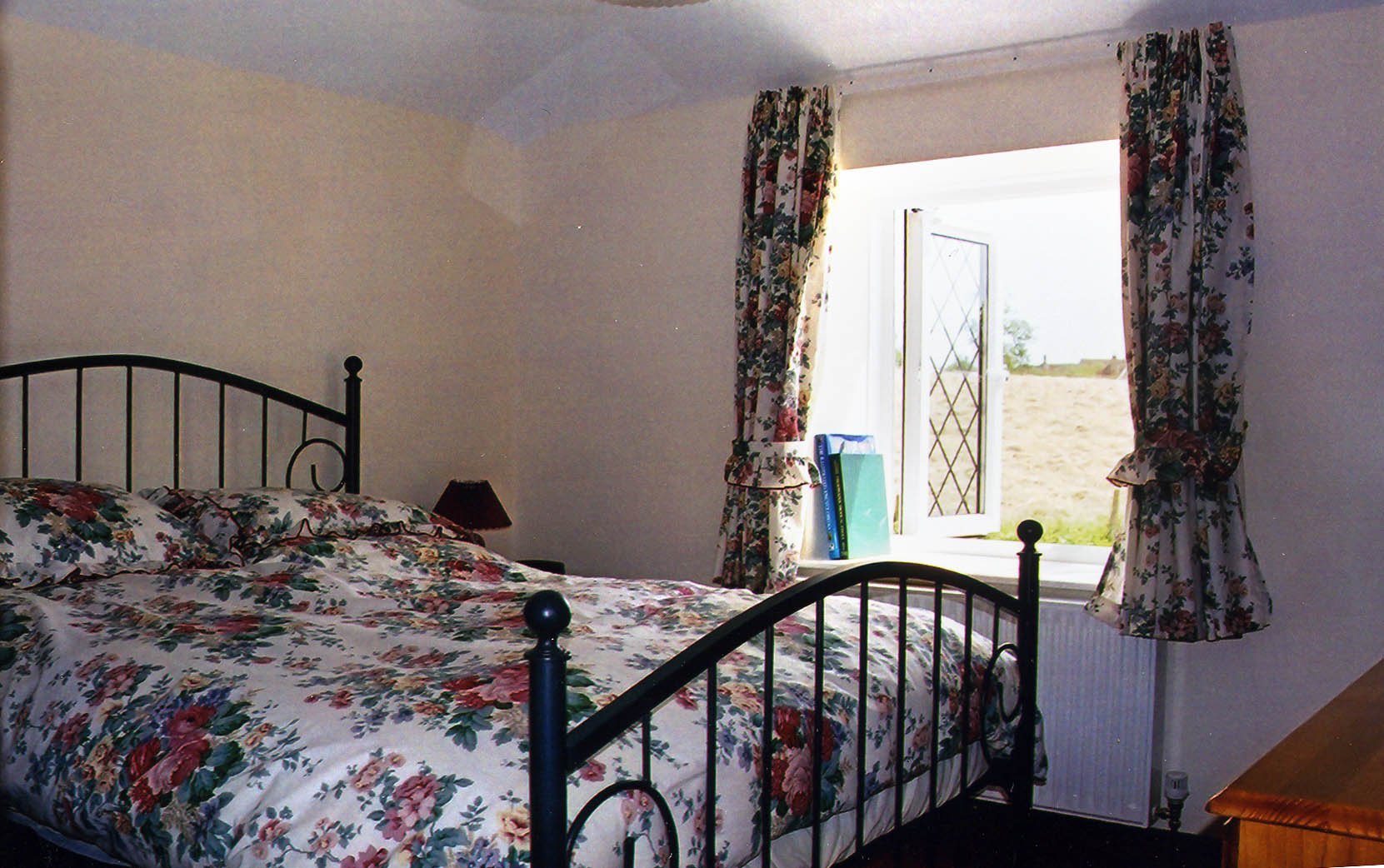 Crown Inn Apartments-官方