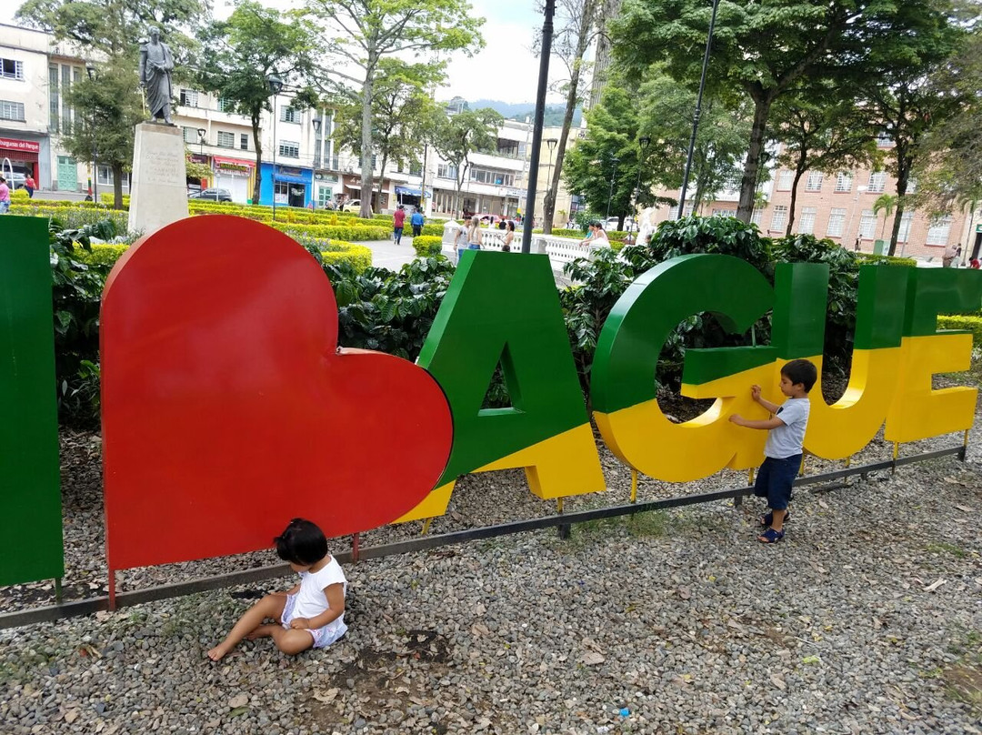 Plaza de Bolivar-Ibague必去景点