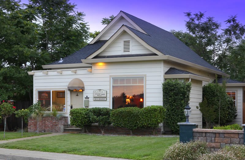 The Desmond House-官方