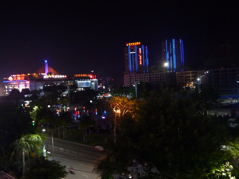 欧诗曼·星光水岸轻奢度假酒店（西双版纳景洪泼水广场店）主图