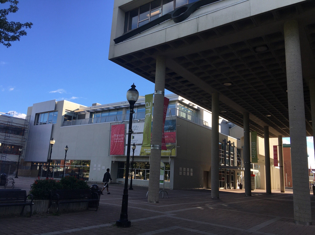 Bibliotheque Gatien-Lapointe-三河市必去景点