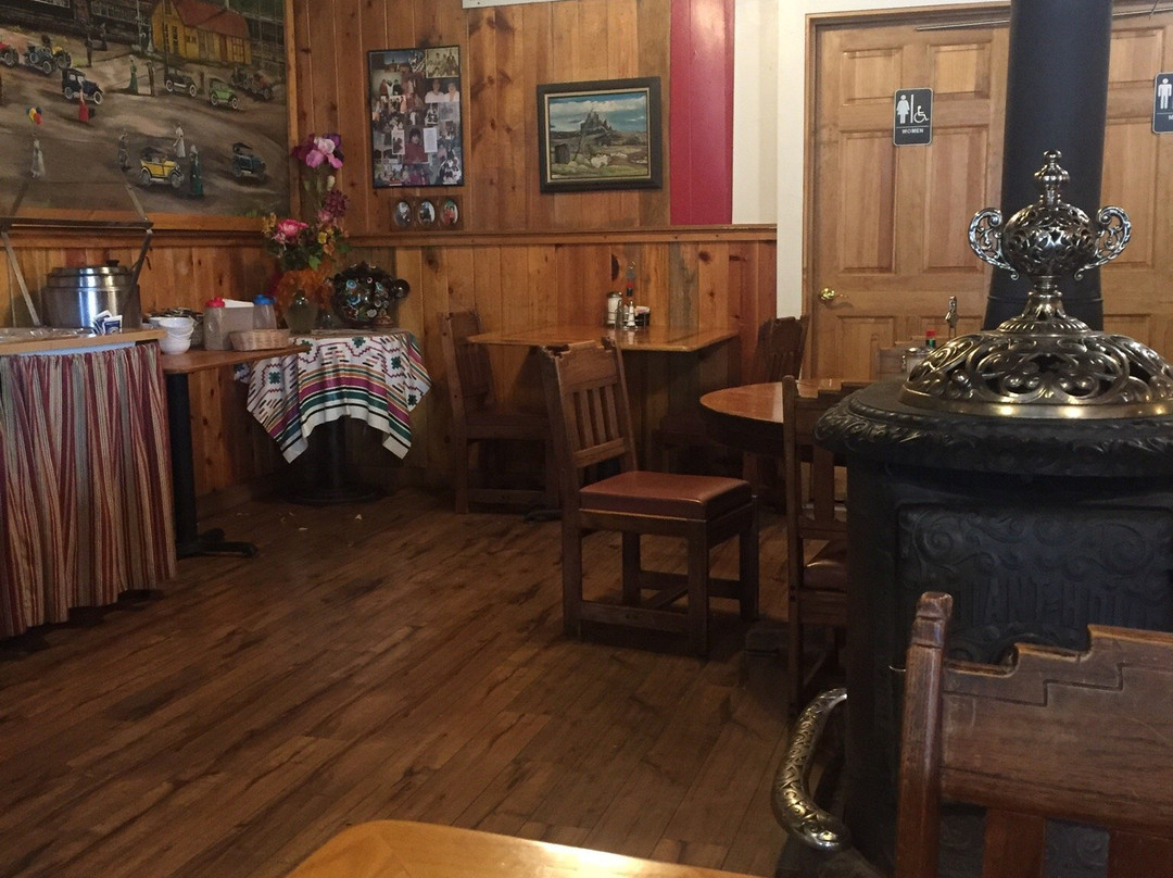 Foster's Hotel Bar Restaurant