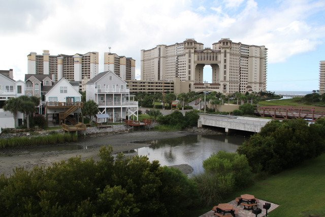 Windy Hill Beach景点图片