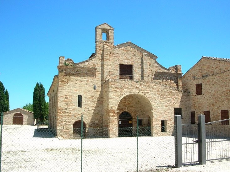Basilica Imperiale di Santa Croce al Chienti-Sant'Elpidio a Mare必去景点