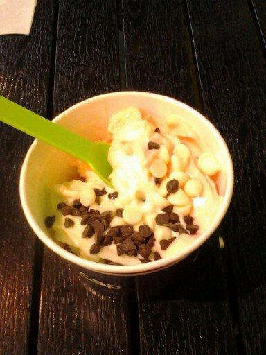White Cap Frozen Yogurt