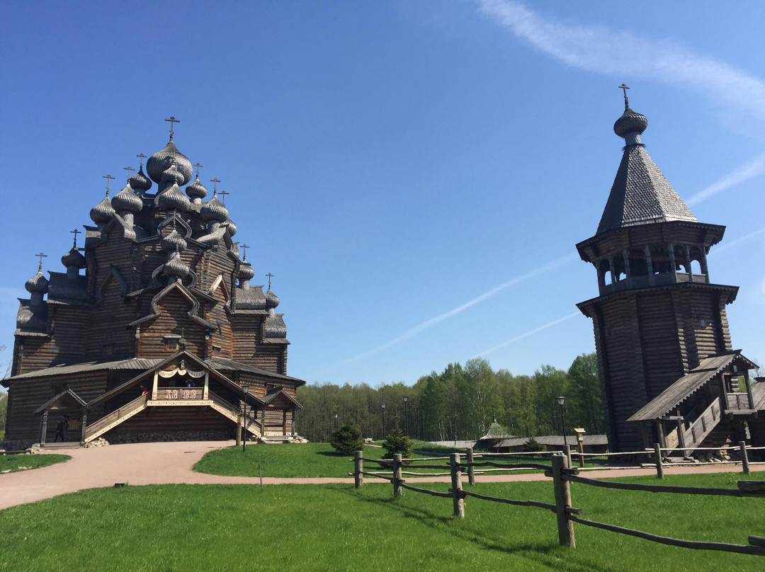 Church of the Intercession of the Holy Virgin景点图片