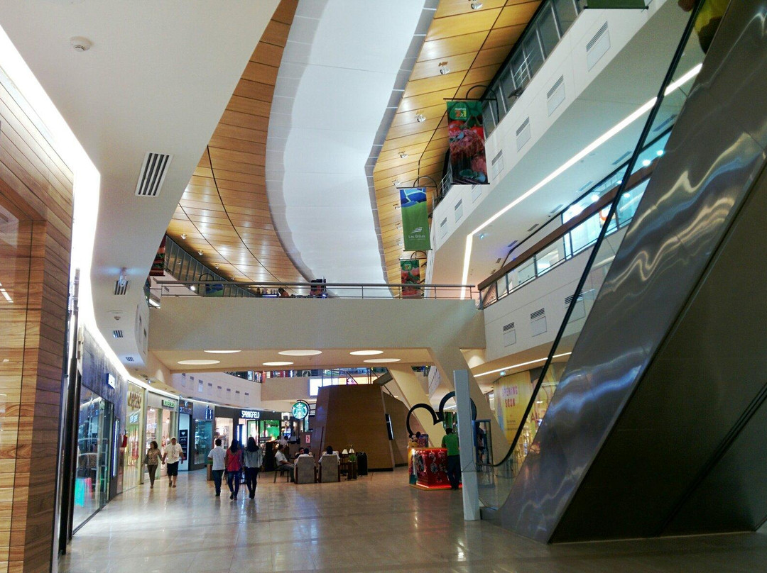 Las Brisas Centro Comercial景点图片