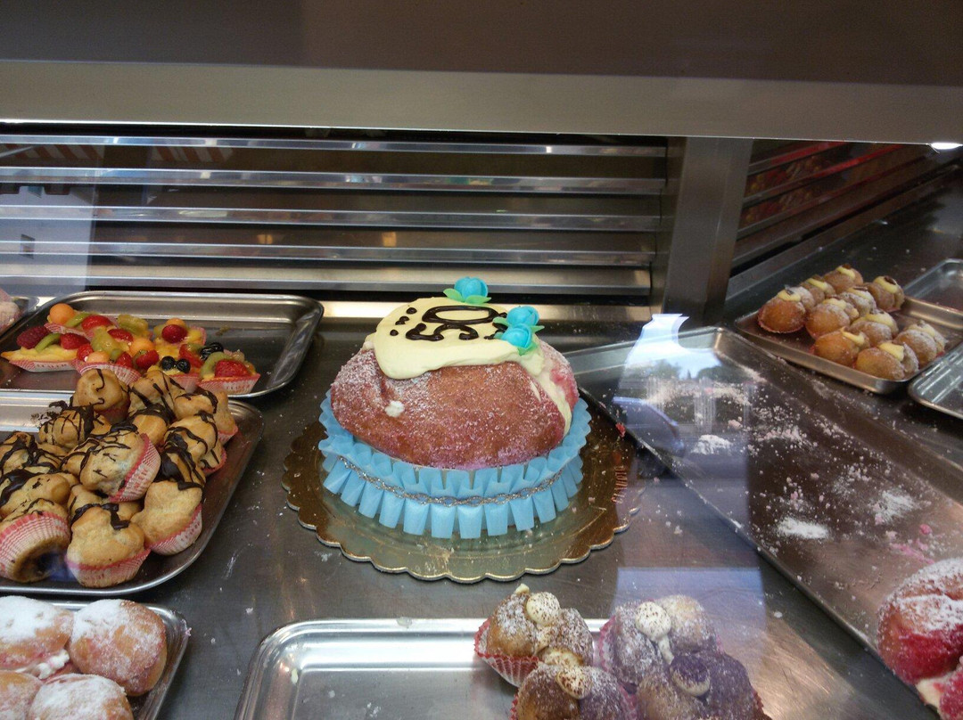 雷杰洛餐馆和美食-Pasticceria Claudio
