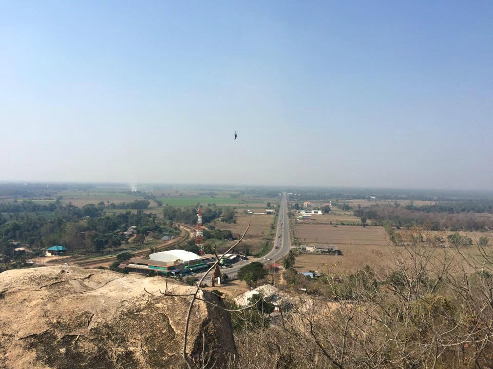 Wat Khao Rup Chang-披集市必去景点