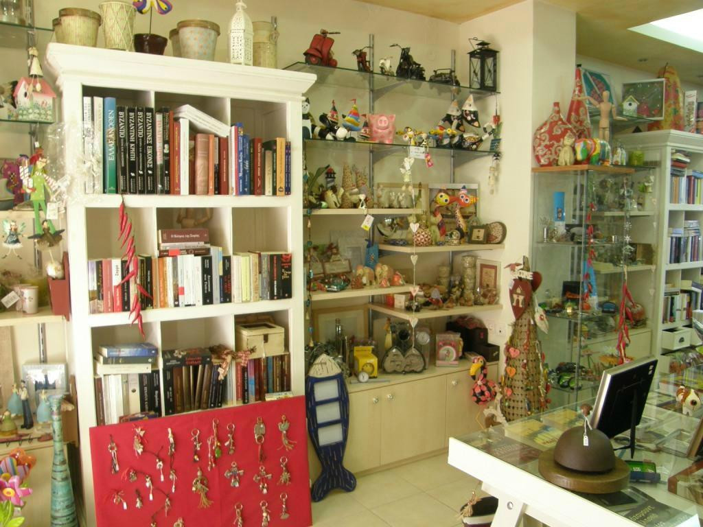 Trilogy Bookshop-Elounda必去景点