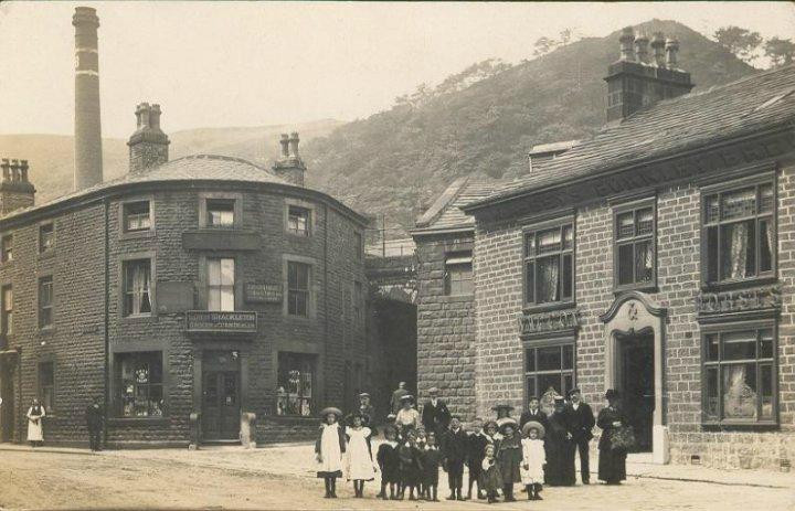 Bacup旅游景点-Waggon and Horses