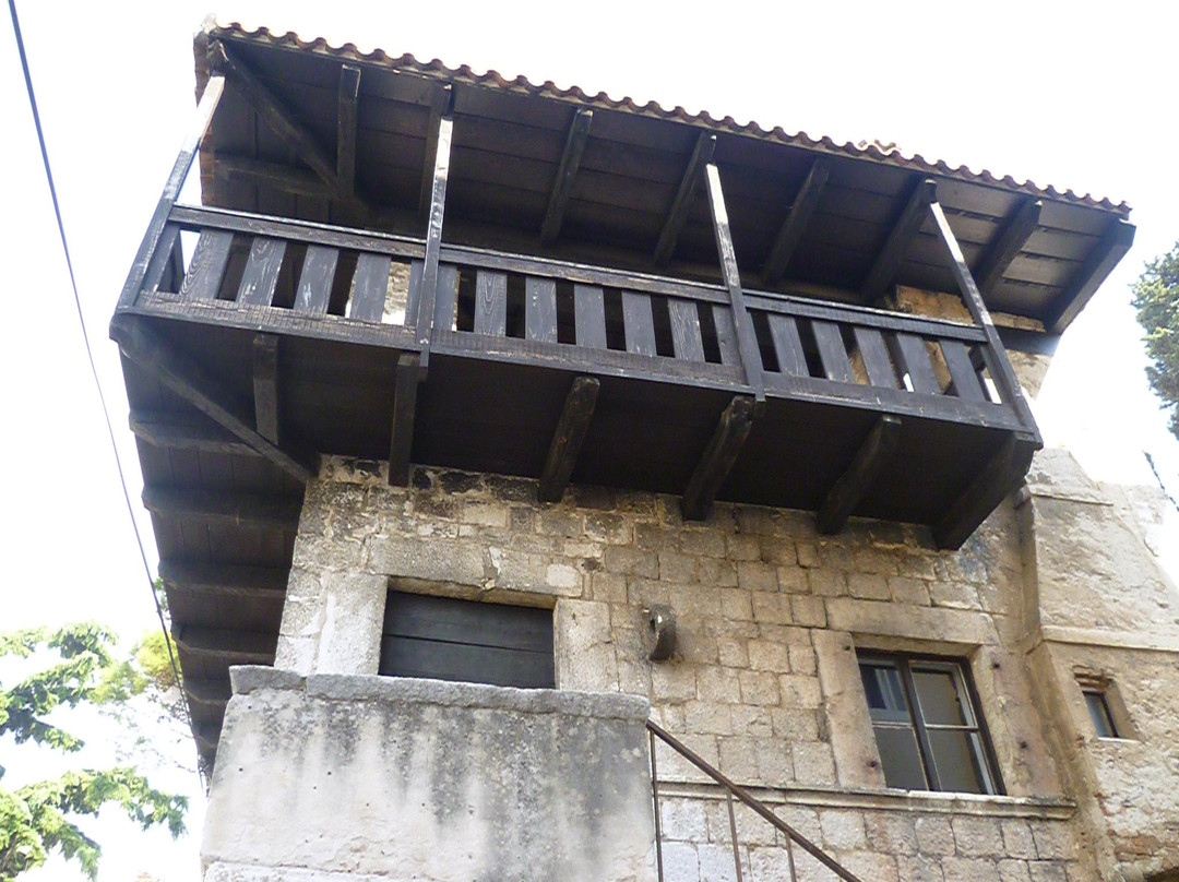 Romanesque House-波雷奇必去景点