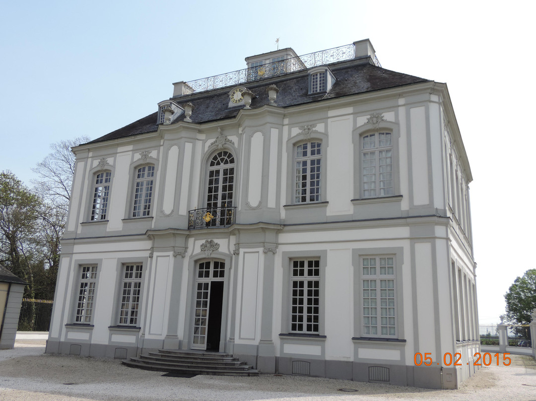 Jagdschloss Falkenlust景点图片