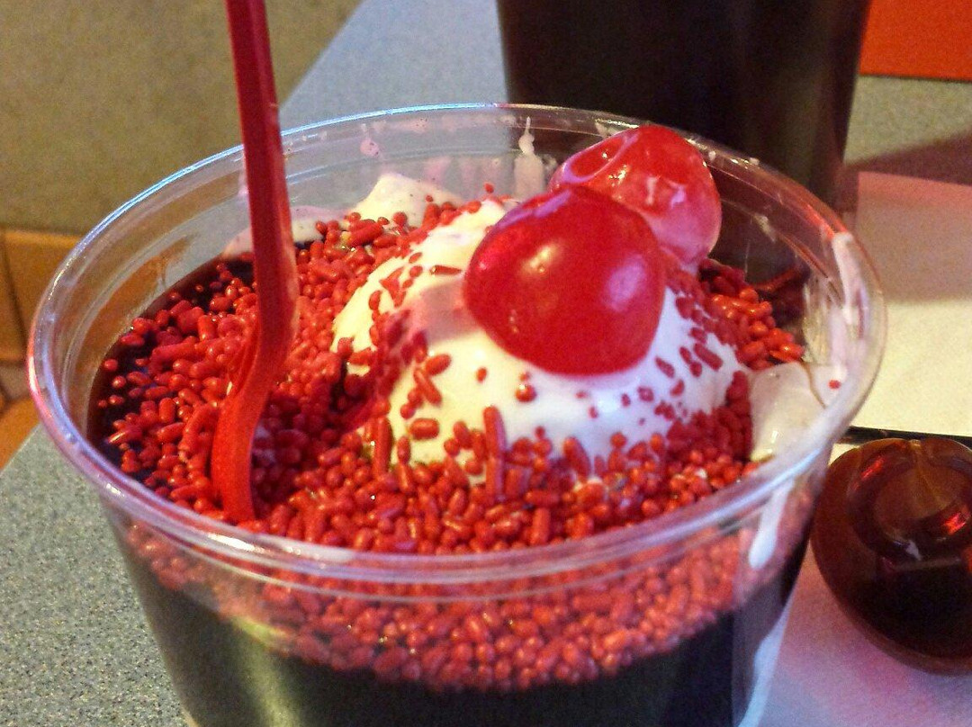 Oscar's Frozen Custard